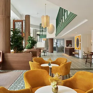 **** Hotell H10 Casanova Spanien